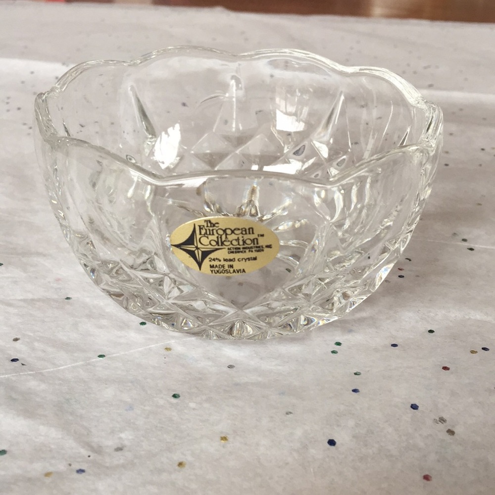 The European Collection 24% Lead Crystal Bowl